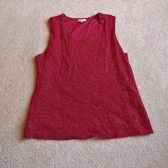 Croft & barrow gently worn red lined lace tank top - Picture 1 of 5